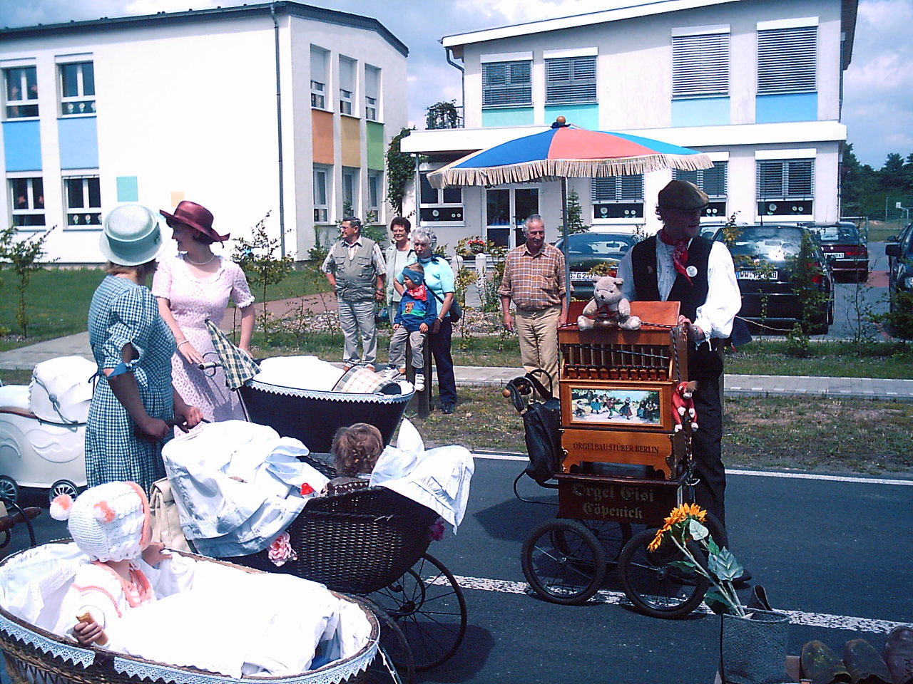 Leierkasten im Festumzug